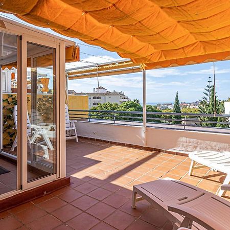 797 Holiday Rentals - Piso Para 4 Con Amplia Terraza Al Jardin Y Al Mar 베날마데나코스타 외부 사진