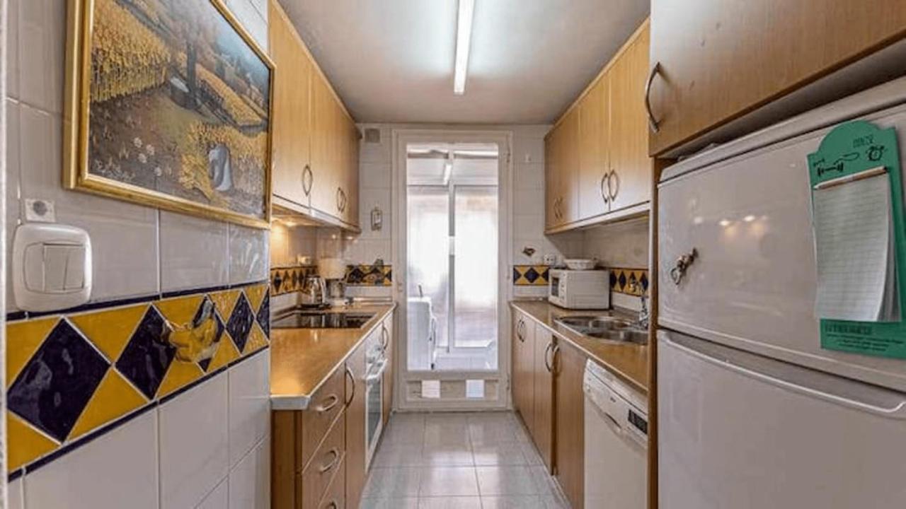 797 Holiday Rentals - Piso Para 4 Con Amplia Terraza Al Jardin Y Al Mar 베날마데나코스타 외부 사진
