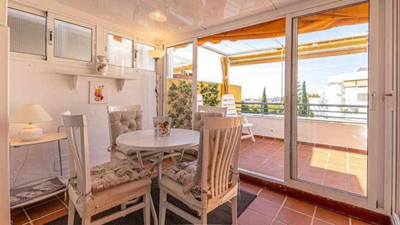 797 Holiday Rentals - Piso Para 4 Con Amplia Terraza Al Jardin Y Al Mar 베날마데나코스타 외부 사진