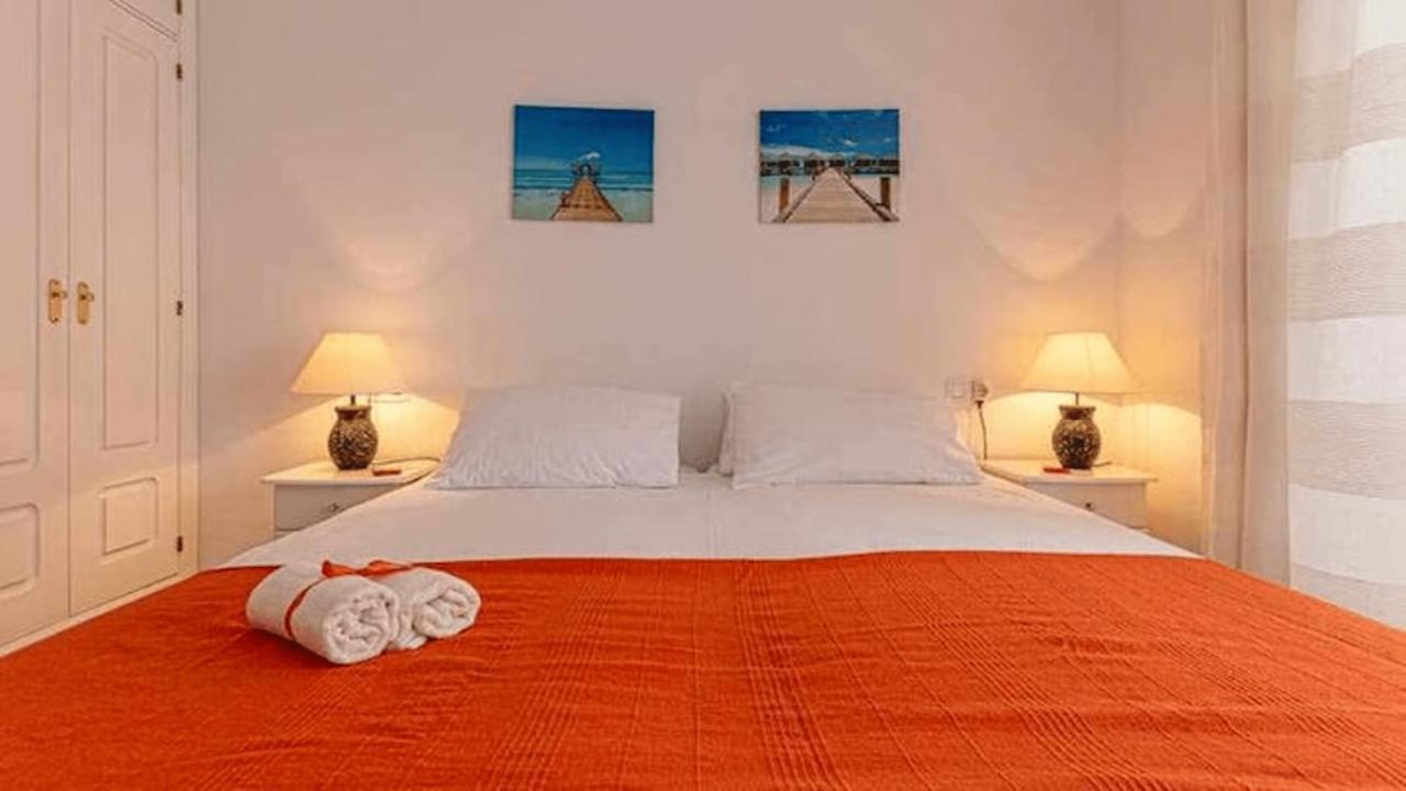 797 Holiday Rentals - Piso Para 4 Con Amplia Terraza Al Jardin Y Al Mar 베날마데나코스타 외부 사진