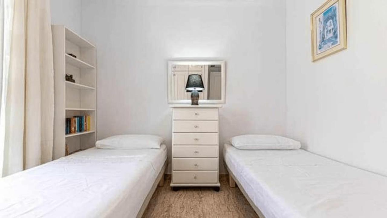 797 Holiday Rentals - Piso Para 4 Con Amplia Terraza Al Jardin Y Al Mar 베날마데나코스타 외부 사진