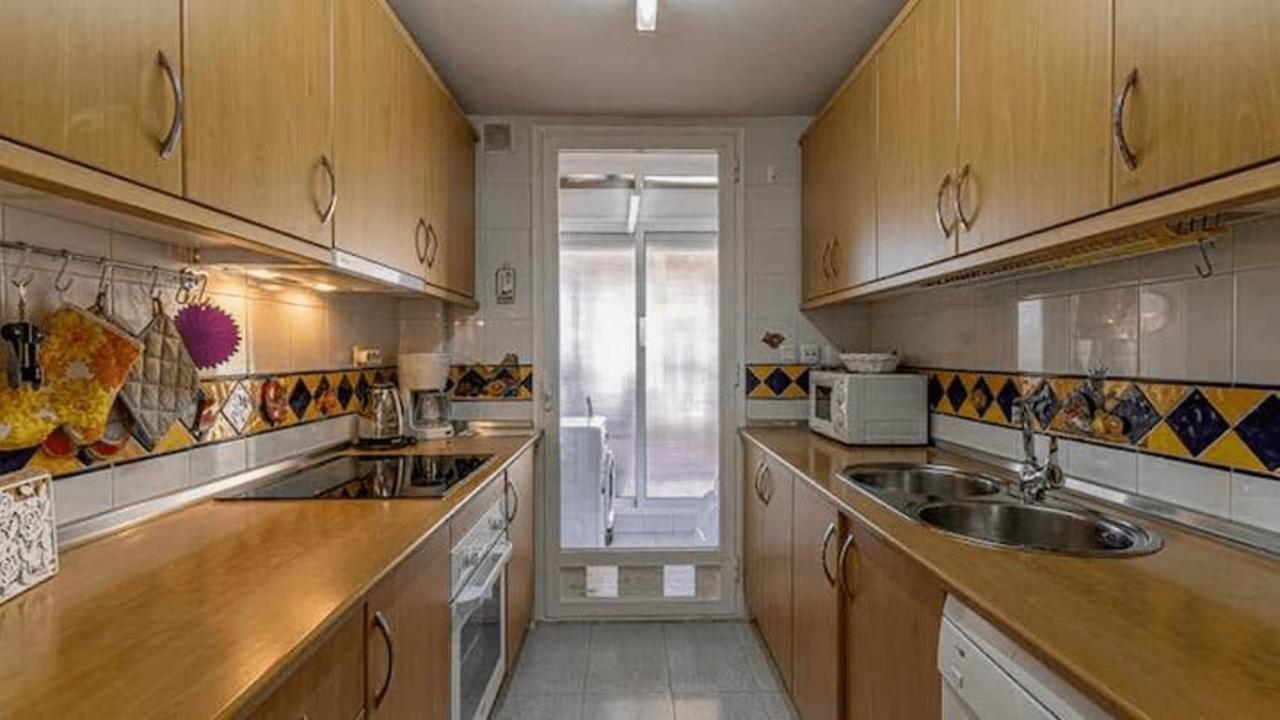 797 Holiday Rentals - Piso Para 4 Con Amplia Terraza Al Jardin Y Al Mar 베날마데나코스타 외부 사진