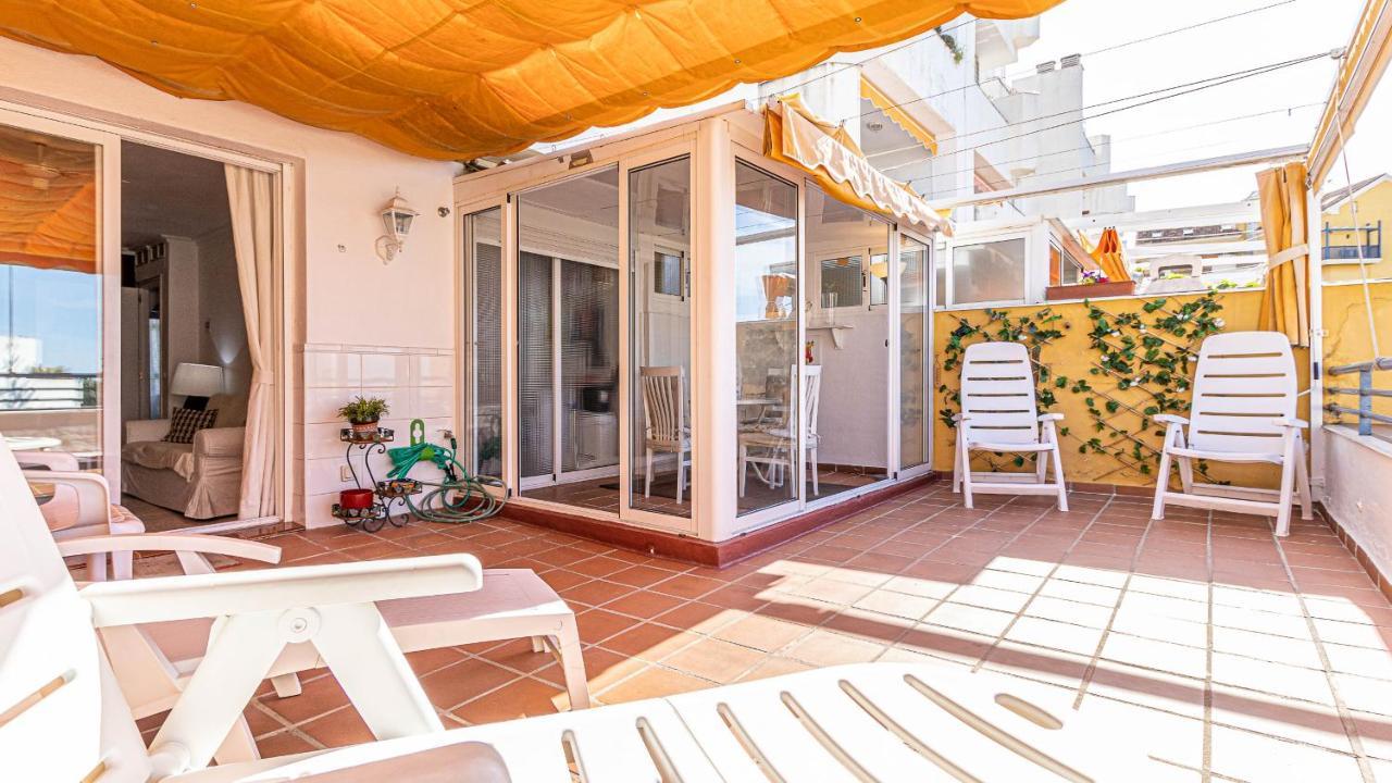 797 Holiday Rentals - Piso Para 4 Con Amplia Terraza Al Jardin Y Al Mar 베날마데나코스타 외부 사진